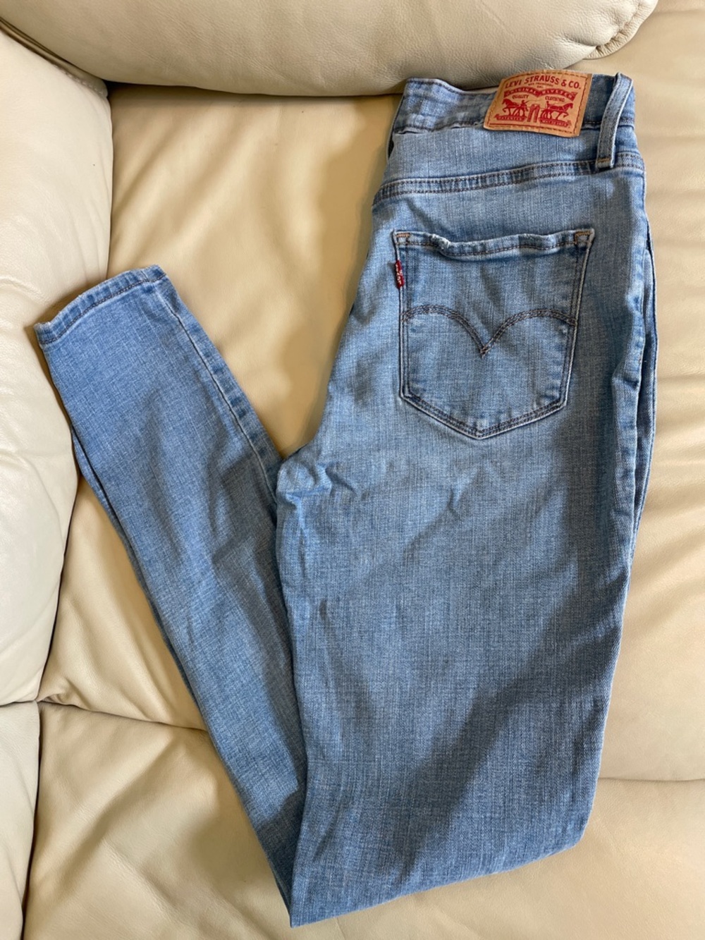 Levi's Light Wash 721 High Rise Skinny Jeans